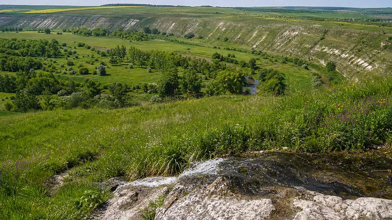 Водопад у Маркэуць